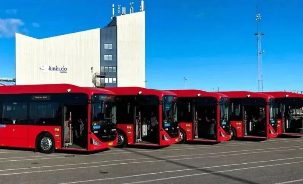 來自北歐的點(diǎn)贊！中通客車駛?cè)搿巴捦鯂?，樹立新能源出海新范?></a> 
   </div> 
   <div   id=